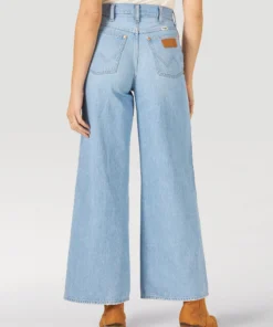 Wrangler Worldwide 661 High Rise Wide Leg Jean