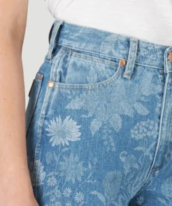 New Arrivals Wrangler Worldwide 662 Crop Jean Indigo Flower