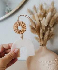 DayCrafter Rattan Rainbow Arch Diffuser Ornament