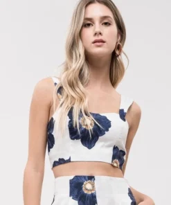 JOA J.O.A. Linen Crop Blouse Womens