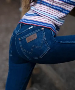 Womens Wrangler Whimsy 616 High Rise Slim Marina