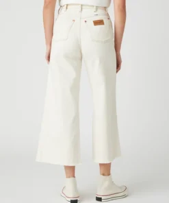 Wrangler Worldwide 662 Crop Jean Cottonwood 13 Wrangler Worldwide 662 Crop Jean Cottonwood