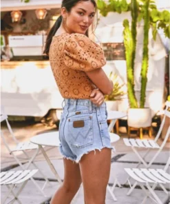 New Arrivals Wrangler Reworked Short Light Stone