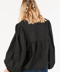 Loveriche Puff Blouse